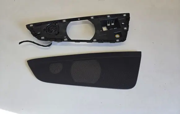 Audi Q8 Dash center speaker frame 4M8857367 4M8857736B 80A035397