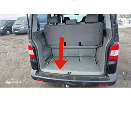 Volkswagen Multivan T5 Trunk/boot sill cover protection 7H5863459