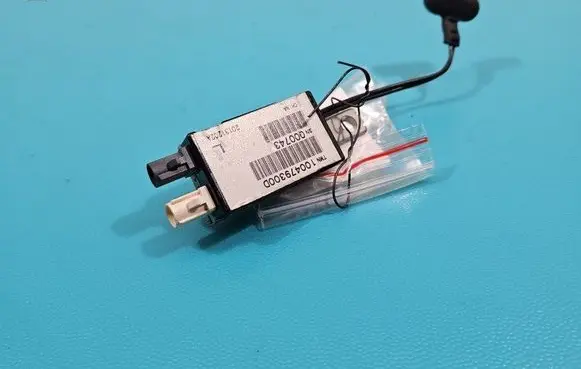 Tesla Model S Sound amplifier 100479300D IMPRK1413971