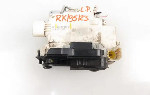 Audi A4 S4 B7 8E 8H Front door lock 8E1837015AB