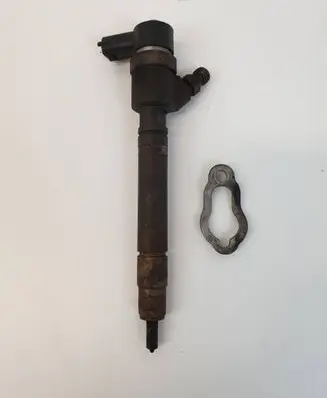 Volvo S80 Fuel injector 30750283 0445110257