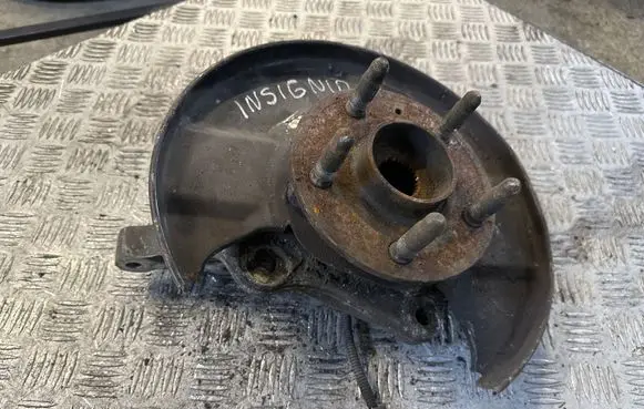 Opel Insignia A Front wheel hub