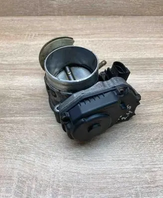 Audi A6 S6 C5 4B Throttle valve 078133063AK 408237221