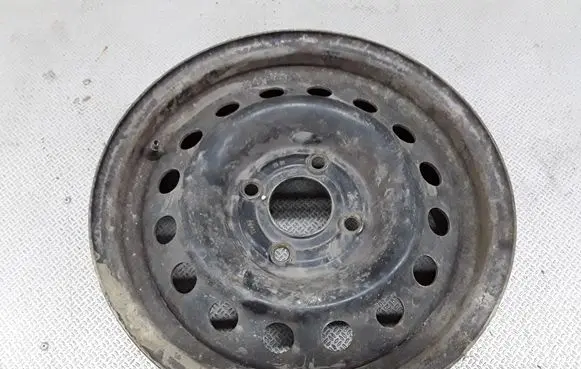 Nissan Almera N16 R15 steel rim KFZ8410