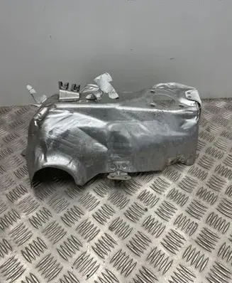 BMW 2 Active Tourer U06 Heat shield in engine bay 9894946