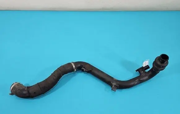 Intercooler hose/pipe
