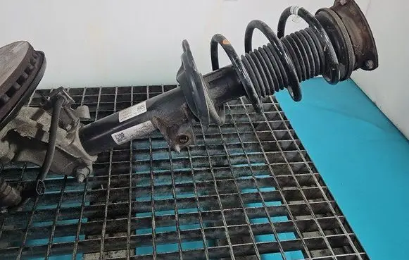Front shock absorber/damper