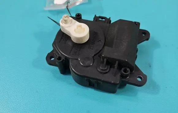 Lexus RX 330 - 350 - 400H A/C air flow flap actuator/motor 063800-0060 IMPRK1462877