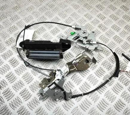Toyota Hilux (AN120, AN130) Rear door lock 696300K020 693800K020