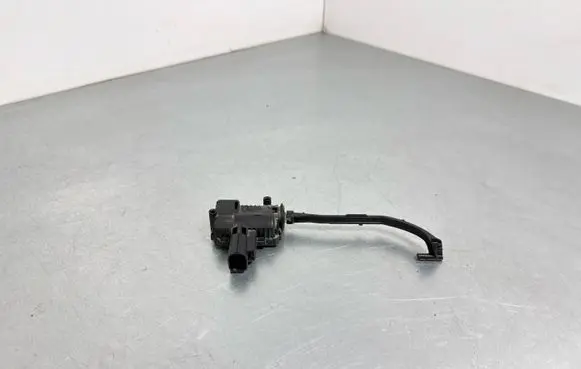 Land Rover Range Rover Sport L494 Fuel tank cap lock FOMOCO001