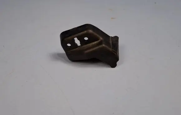 KIA Sportage Headlight/headlamp mounting bracket NQ5E