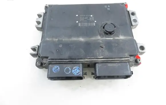 Suzuki Swift I Engine control unit/module 1123003031 3392063JH
