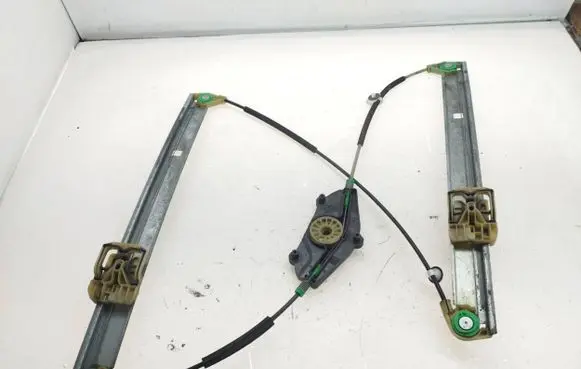 Audi Q5 SQ5 Front window lifting mechanism without motor 8R0837461B