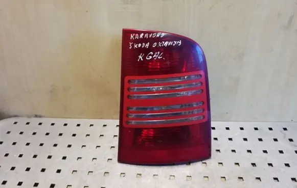 Skoda Octavia Mk1 (1U) Rear/tail lights 1U9945096C 1U9945112C