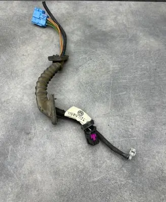 Volkswagen Touran I Tailgate/trunk wiring harness 1T0972175L