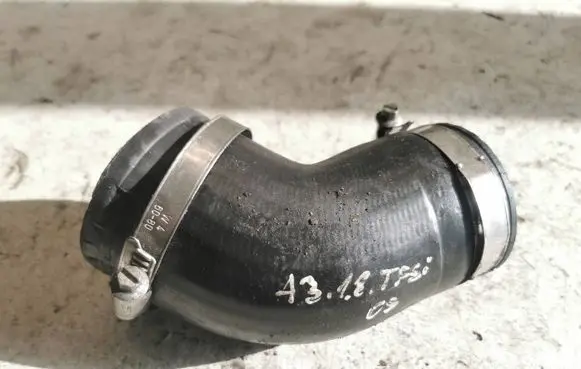 Audi A3 S3 A3 Sportback 8P Intercooler hose/pipe 1k0145838ag