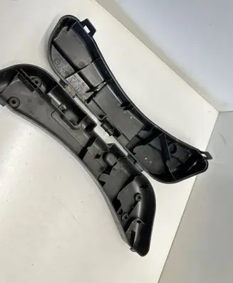 Audi A4 S4 B7 8E 8H Tool box 8E0012111A