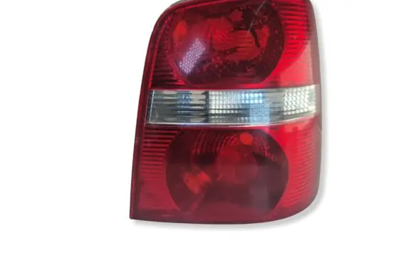 Volkswagen Touran I Rear/tail lights 1T0945096C
