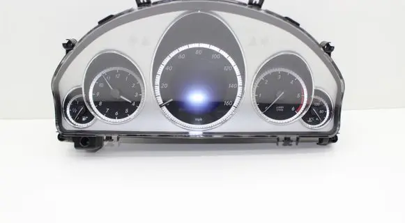 Mercedes-Benz E W212 Speedometer (instrument cluster) A2129004313