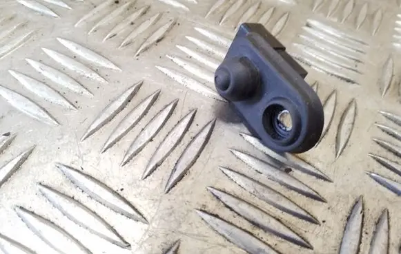 Mitsubishi Outlander Front door sensor 