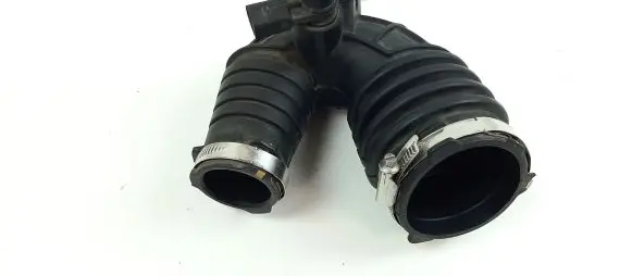 Audi A6 S6 C6 4F Air intake hose/pipe 4F0129615K M3039