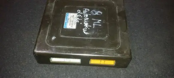 Mitsubishi Lancer Gearbox control unit/module md730391 x4t33078a