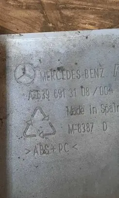 Mercedes-Benz Vito Viano W639 Sliding door trim (molding) A6396913108