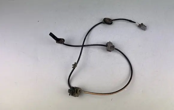 Subaru Outback (BS) ABS brake wheel speed sensor 27540AL00A