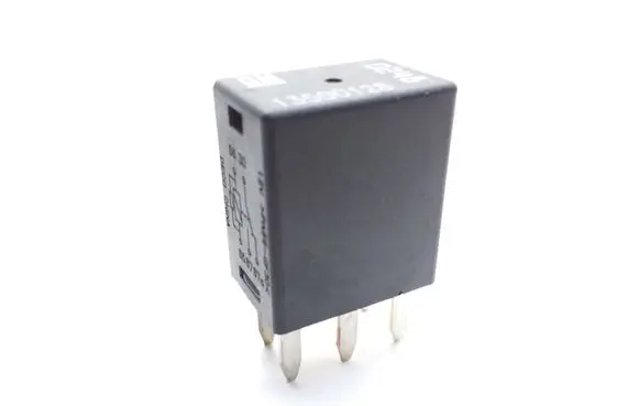 Opel Insignia A Other relay 13500128