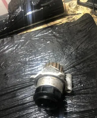 Volkswagen Polo Water pump