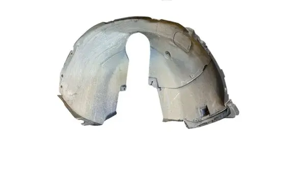 Front wheel arch liner splash guards
