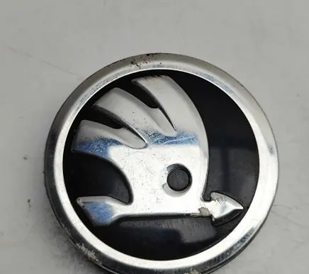 Skoda Superb B8 (3V) R20 wheel hub/cap/trim 5E0601151