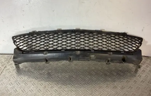 Mazda 3 I Front bumper lower grill BP4K50111