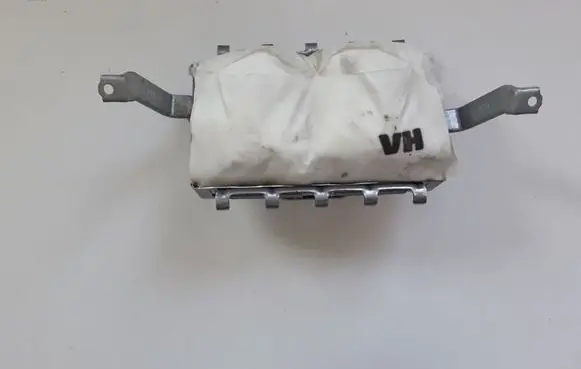 Toyota Avensis T270 Passenger airbag 100977010P6J