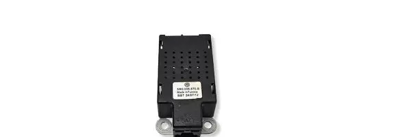 Volkswagen Golf VI Aerial antenna amplifier 5M0035570B