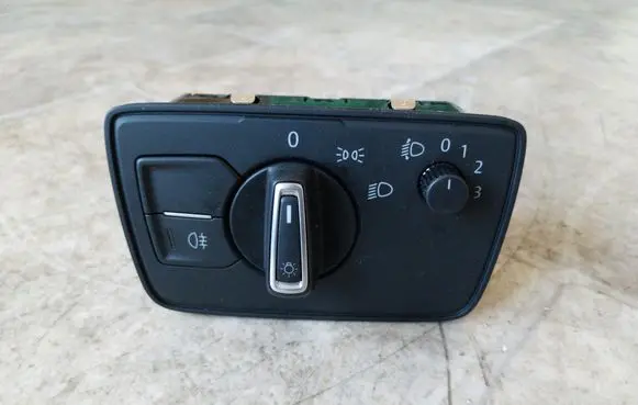 Volkswagen PASSAT B8 Light switch 3G0941633C