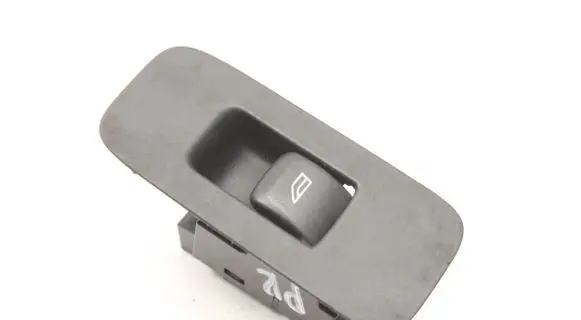 Volvo V40 Electric window control switch 31334569