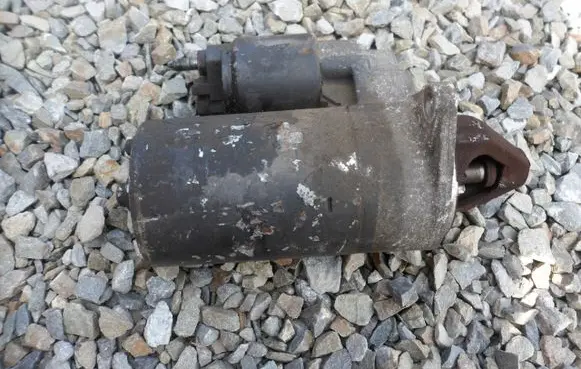 Opel Zafira A Starter motor
