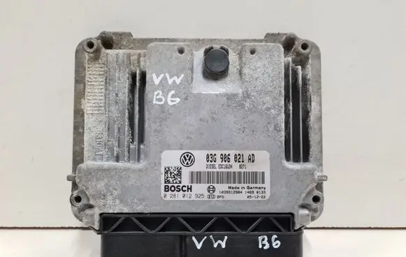 Volkswagen PASSAT B6 Engine control unit/module 03G906021AD 0281012925 03G906021