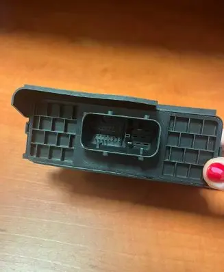 Audi Q7 4L Power management control unit 4F0907280E F005S00292