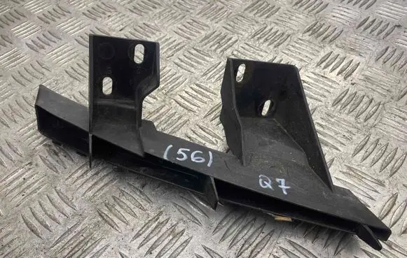 Audi Q7 4L Front bumper mounting bracket 4L0807333