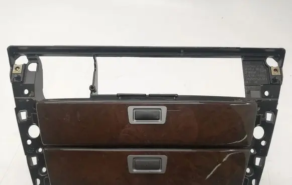 BMW 7 E65 E66 Dashboard glove box trim 7032886