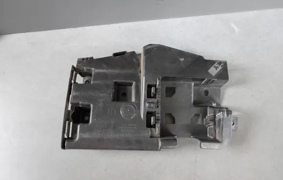 Volvo V60 Rear bumper mounting bracket 31352284