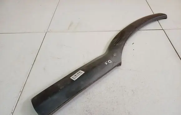 Opel Zafira A Front arch trim 0090495