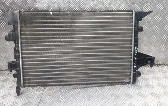 Opel Corsa C Coolant radiator D7X008TT
