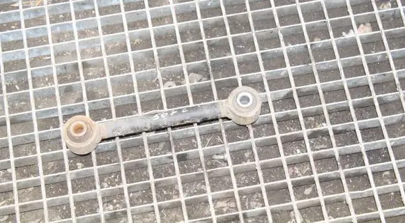 KIA Sportage Rear upper control arm/wishbone