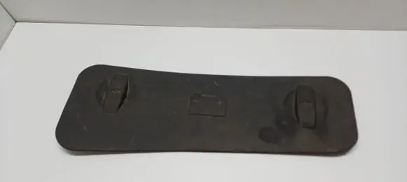 Volkswagen PASSAT B5.5 Battery box tray cover/lid 3B1819422A