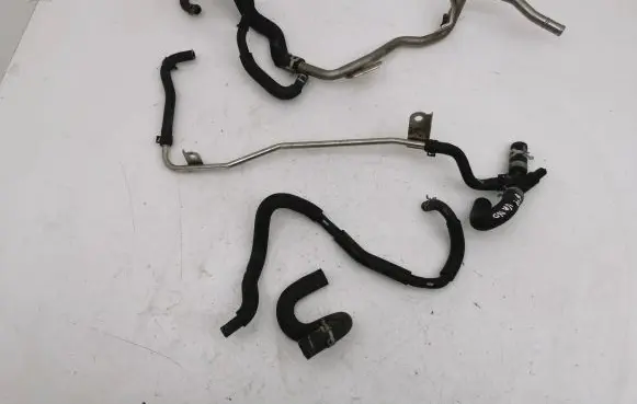 Toyota C-HR I Engine coolant pipe/hose