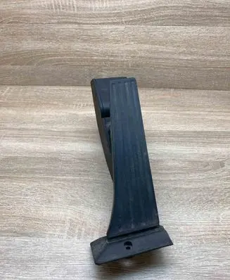 BMW 7 E65 E66 Accelerator throttle pedal 6762482 25916010