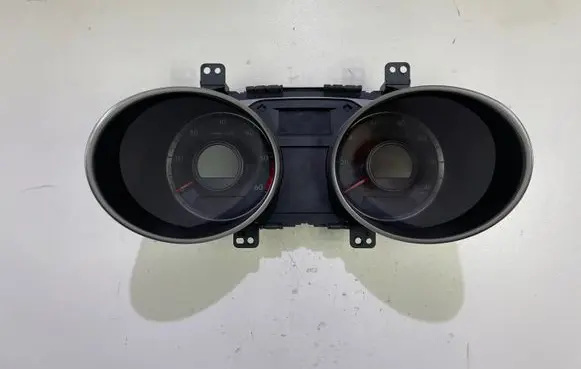 Hyundai ix35 Speedometer (instrument cluster) 940032y350